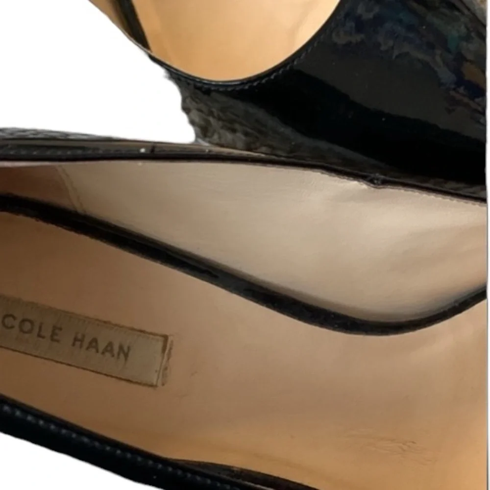Cole Haan size 10 black patent leather women’s pumps leather sole